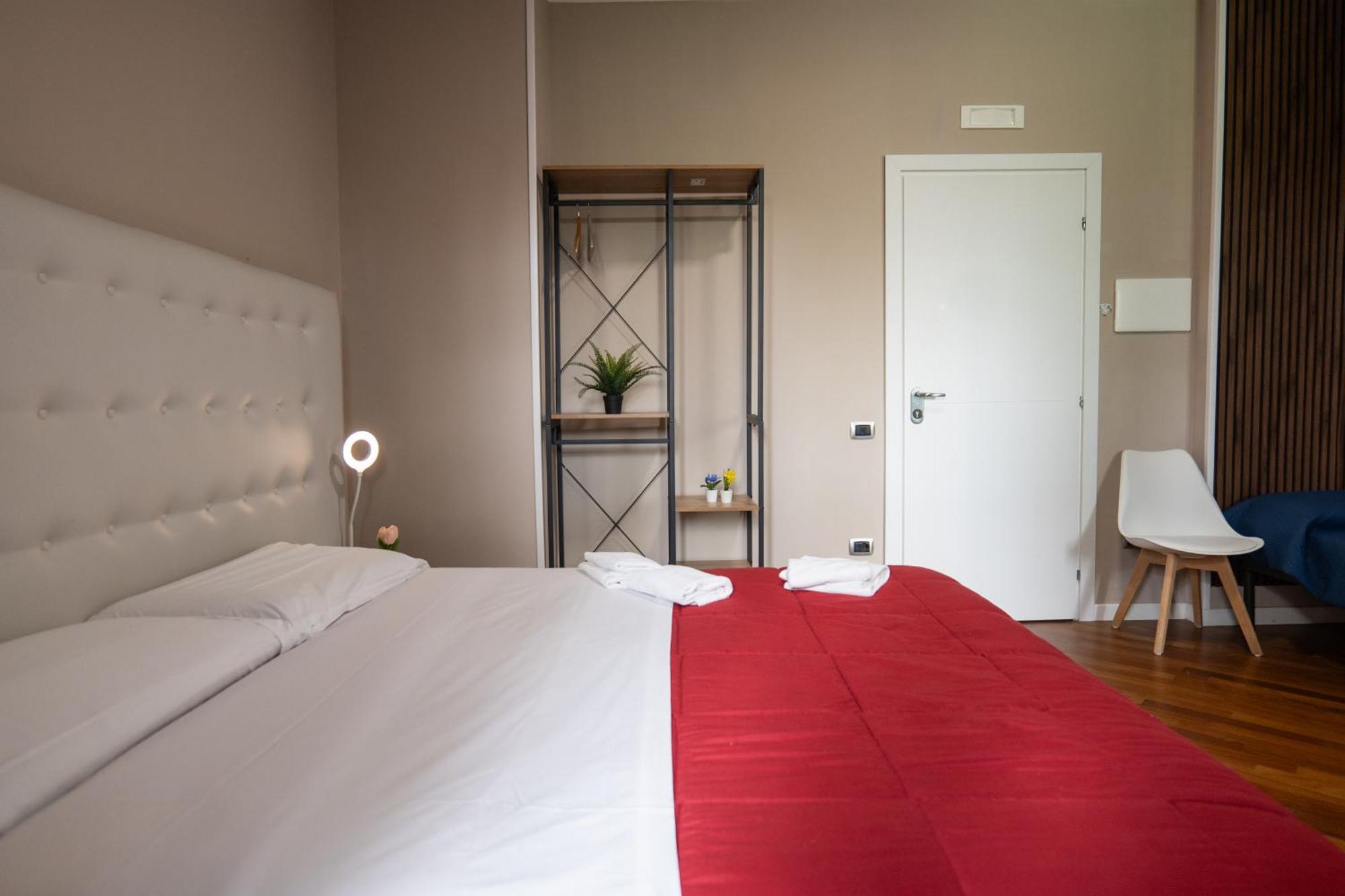 Dalmazia 33 Hotell Salerno Eksteriør bilde
